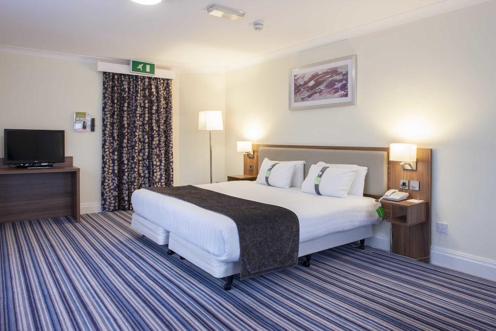 Holiday Inn Colchester By Ihg Εξωτερικό φωτογραφία