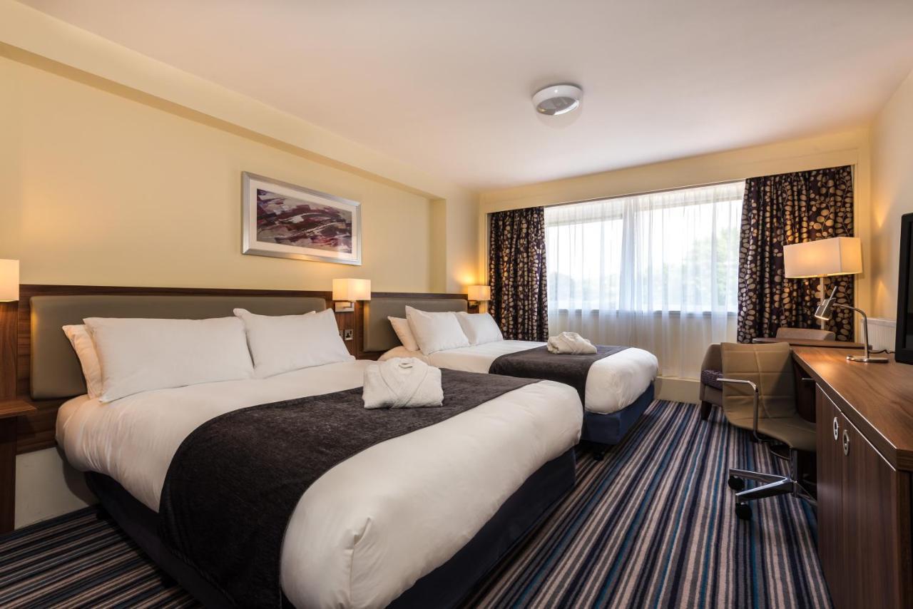 Holiday Inn Colchester By Ihg Εξωτερικό φωτογραφία