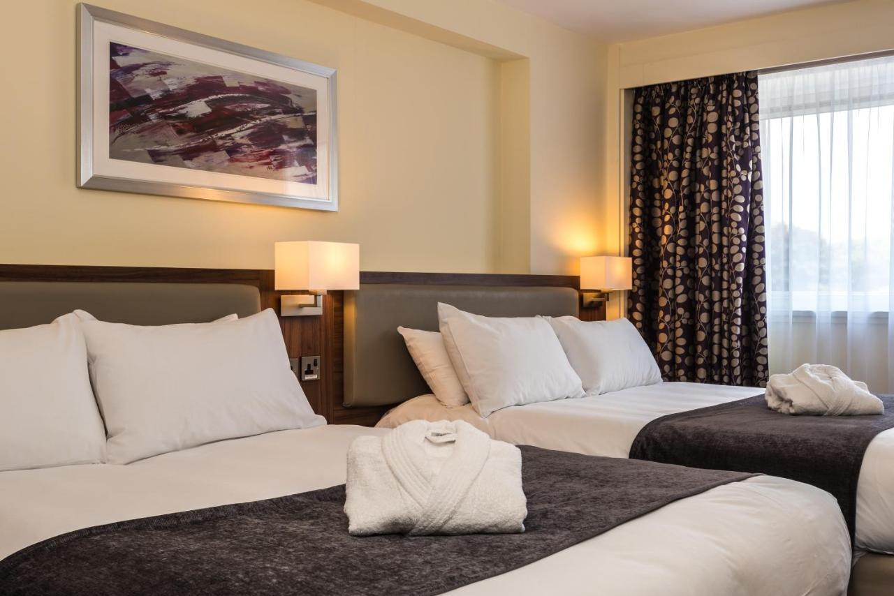 Holiday Inn Colchester By Ihg Εξωτερικό φωτογραφία