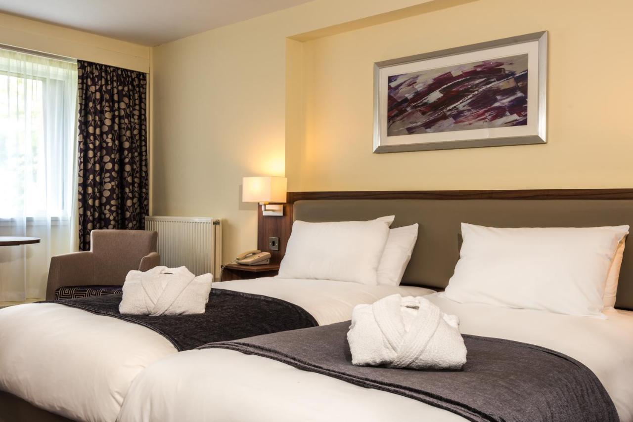 Holiday Inn Colchester By Ihg Εξωτερικό φωτογραφία
