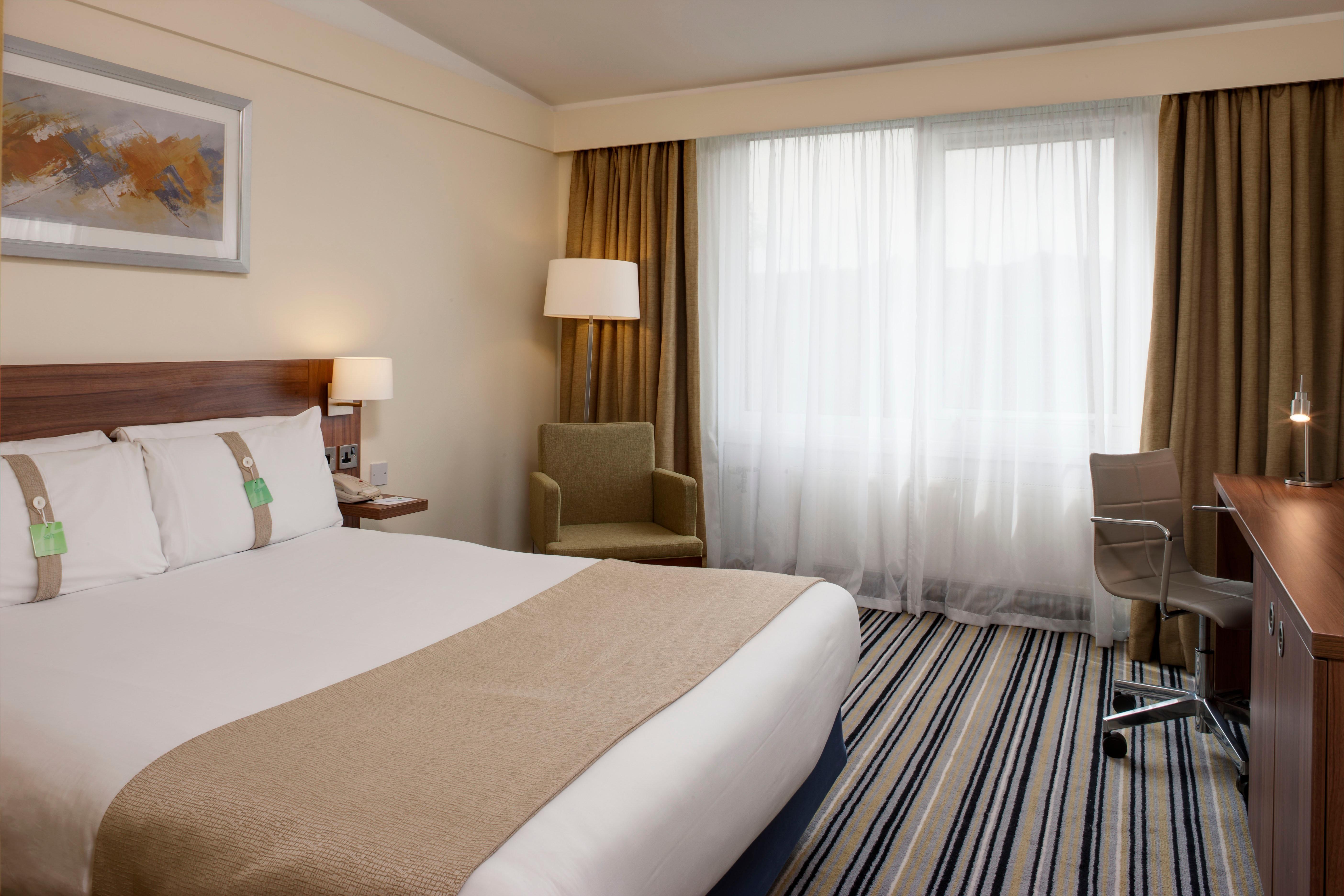 Holiday Inn Colchester By Ihg Εξωτερικό φωτογραφία