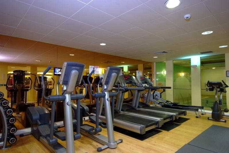 Holiday Inn Colchester By Ihg Εξωτερικό φωτογραφία