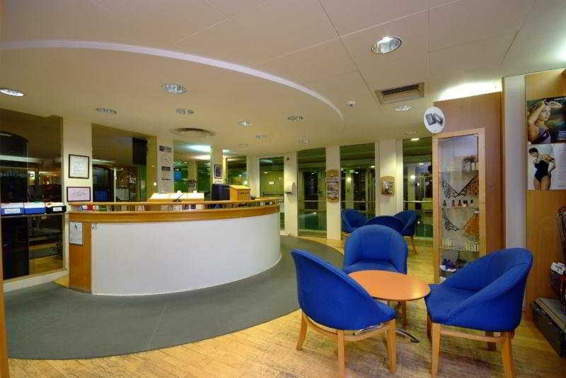 Holiday Inn Colchester By Ihg Εξωτερικό φωτογραφία